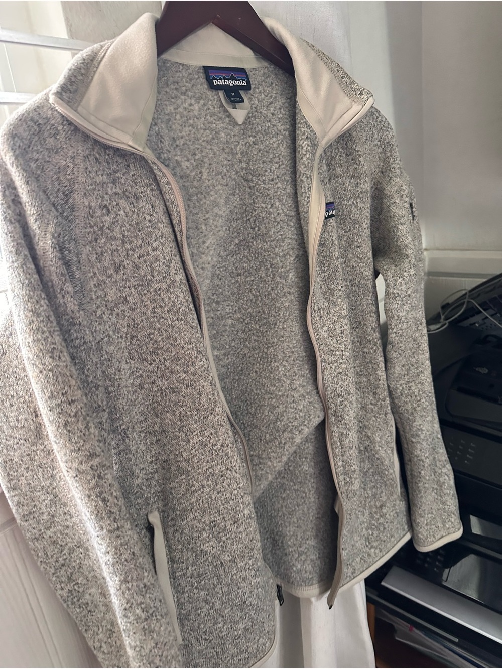 This Patagonia Women's Better Sweater Jacke - Picture 5 of 7